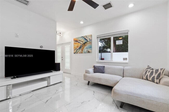 Building Photo - 1850 NW 92nd St