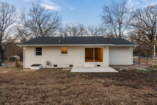 Building Photo - 6037 Dahlgren Ave