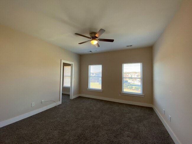 Building Photo - Home for Rent in McCalla, AL! Available to View Now!!!