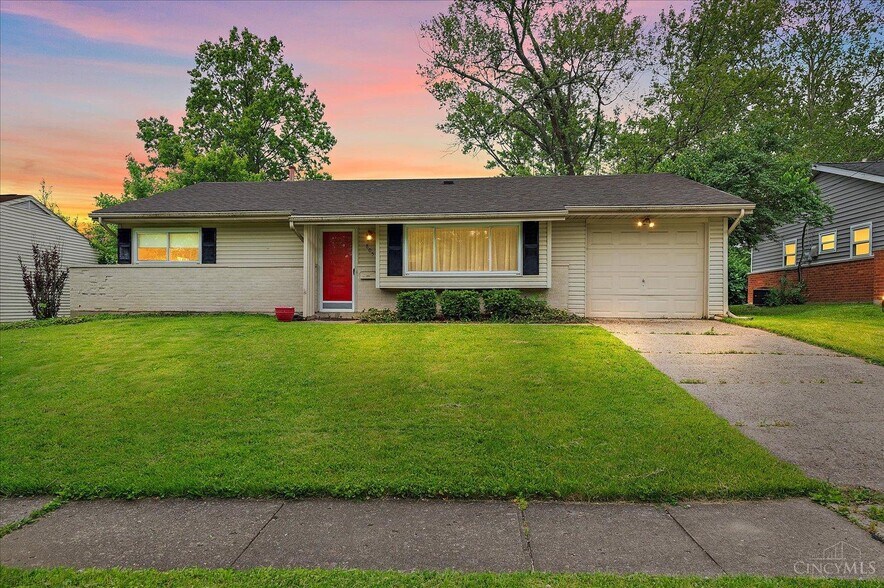 Primary Photo - 805 Smiley Ave