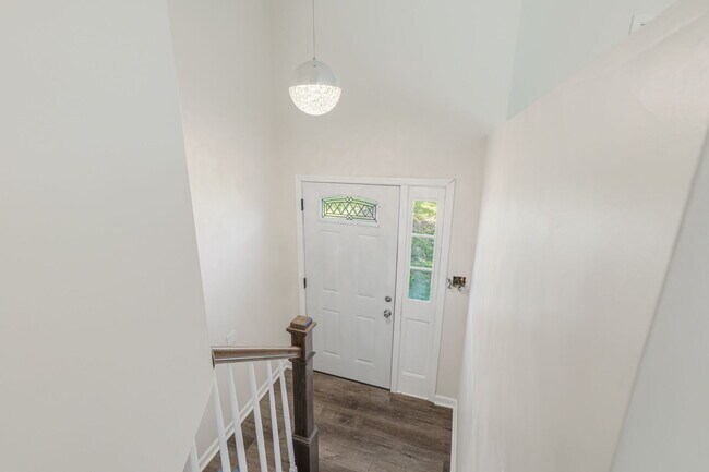 Building Photo - 2827 Shiloh Cir