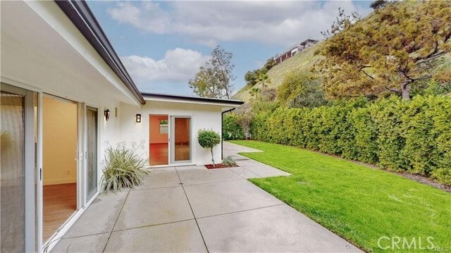 Building Photo - 3119 Mesa Verde Dr