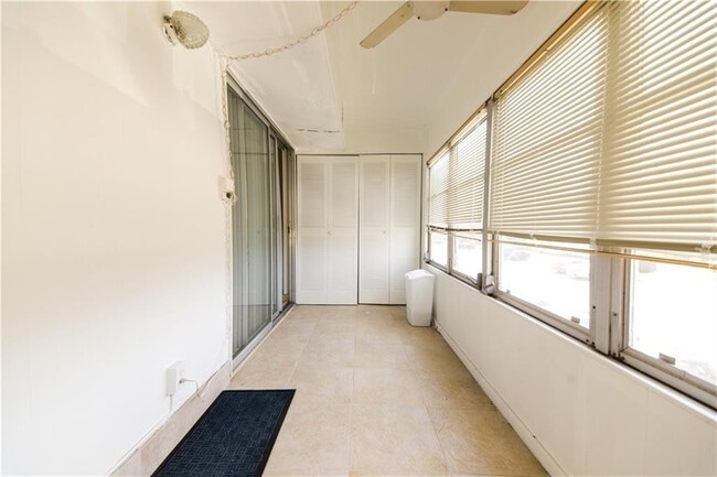 Building Photo - 286 Monaco Blvd