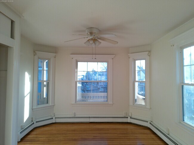 Building Photo - 65-67 4th Ave