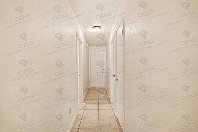 Building Photo - 3524 Hallsboro Ct