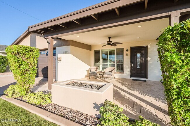 Building Photo - 8263 E Cypress St