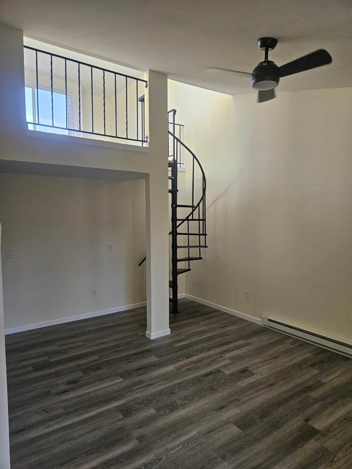 Living room - 125 Burgundy Hill Ln