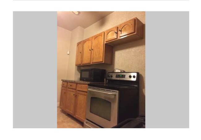 Building Photo - 400 Normandy Ave