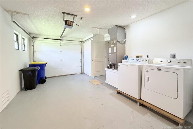 Building Photo - 3505 SW Quail Meadow Trail