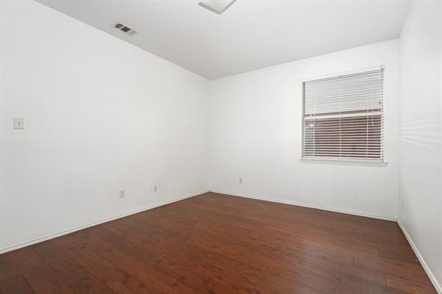 Building Photo - 812 Dunkirk Ln