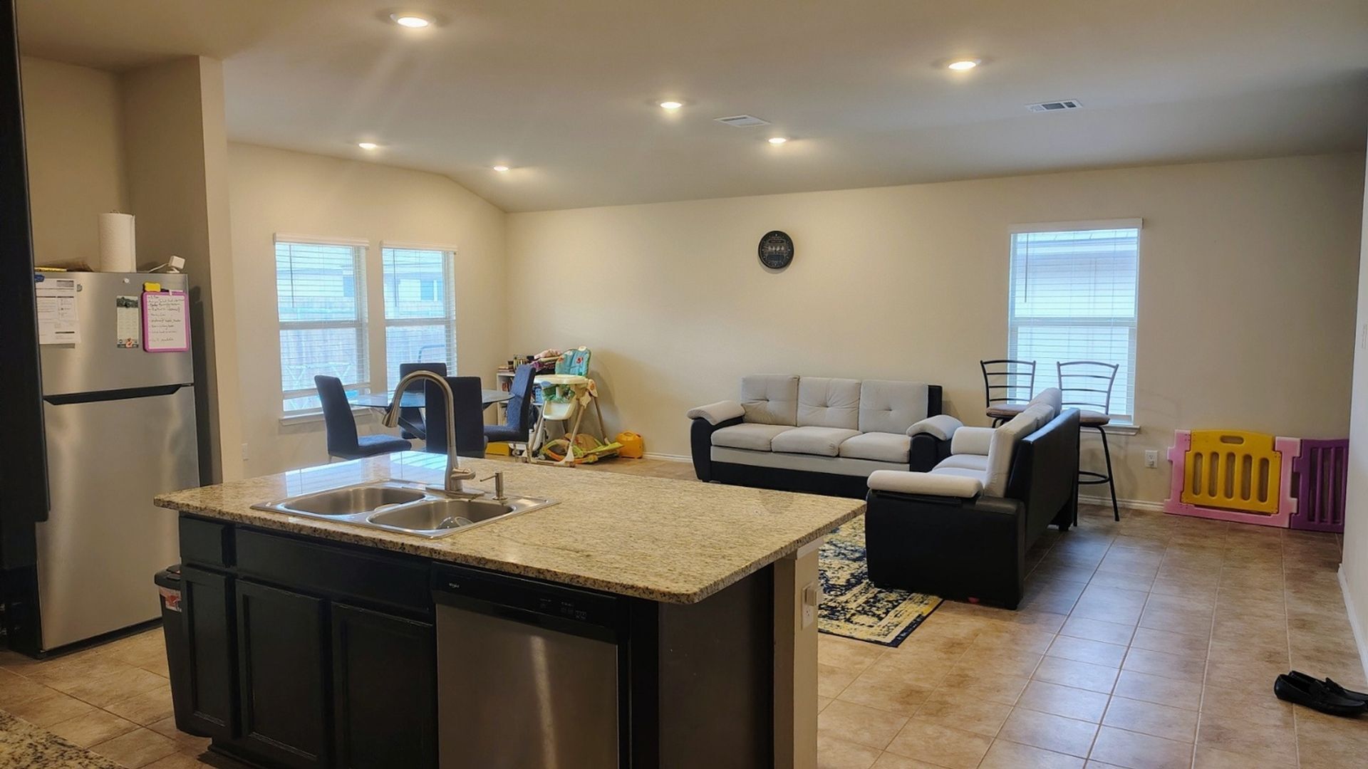 Building Photo - 9609 Falme Ln