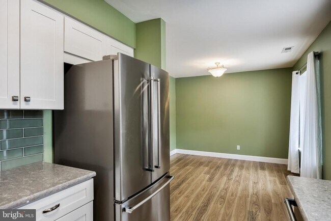 Building Photo - 101 Camber Ln