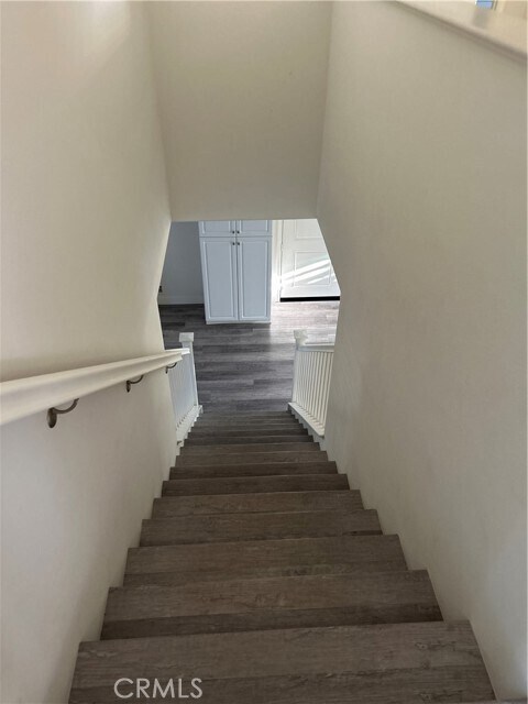 Building Photo - 5884 Silver Oaks Dr