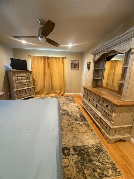 Building Photo - 7516 Lamount Dr