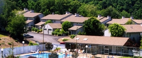 Primary Photo - Lakeside Village