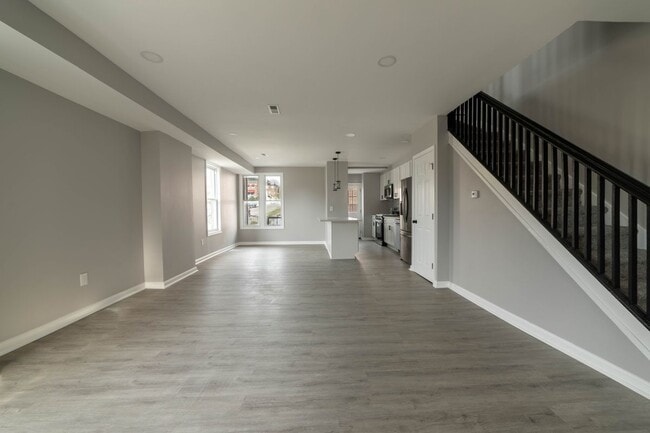 Building Photo - 2600 Garrett Ave