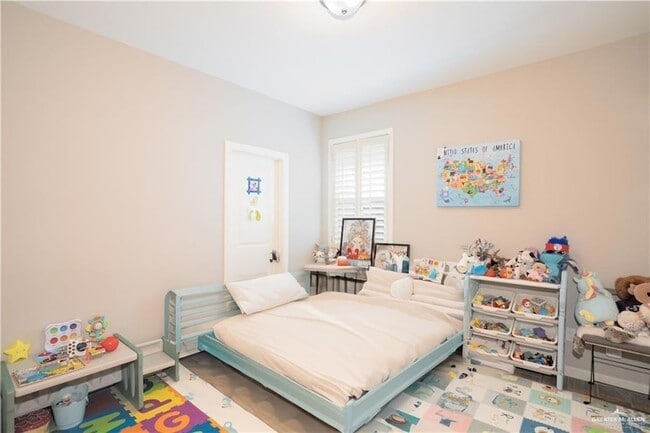 Building Photo - 4600 Choke Canyon Dr