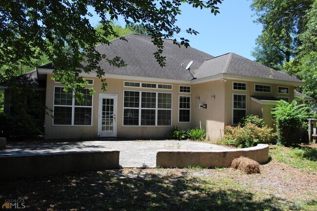 Building Photo - 203 Carrington Way