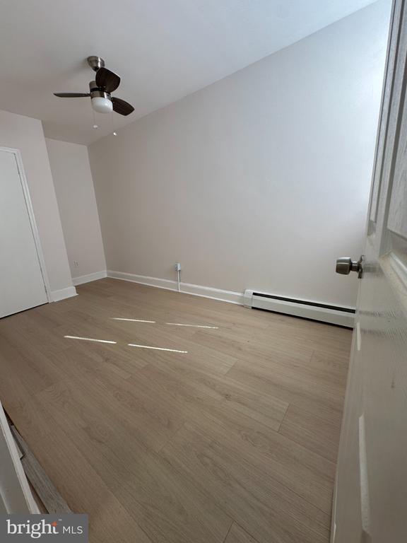 Building Photo - 3265 Edgemont St