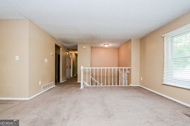 Building Photo - 5300 Tasman Trail