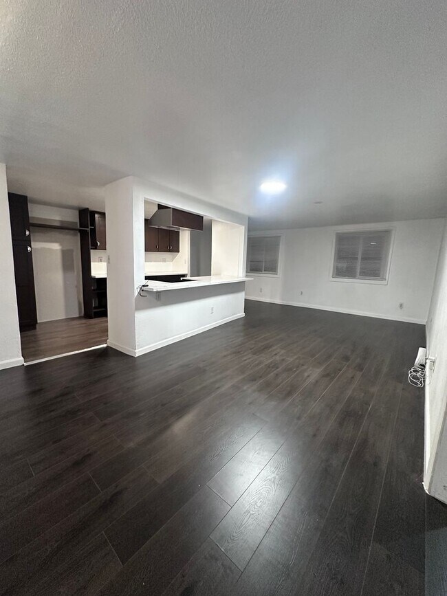 Building Photo - Charming 3-bedroom, 1-bath manufactured home on a spacious ½-acre lot!