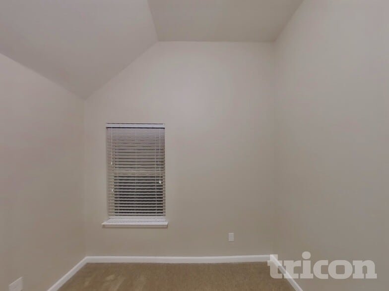 Building Photo - 394 Lossie Ln