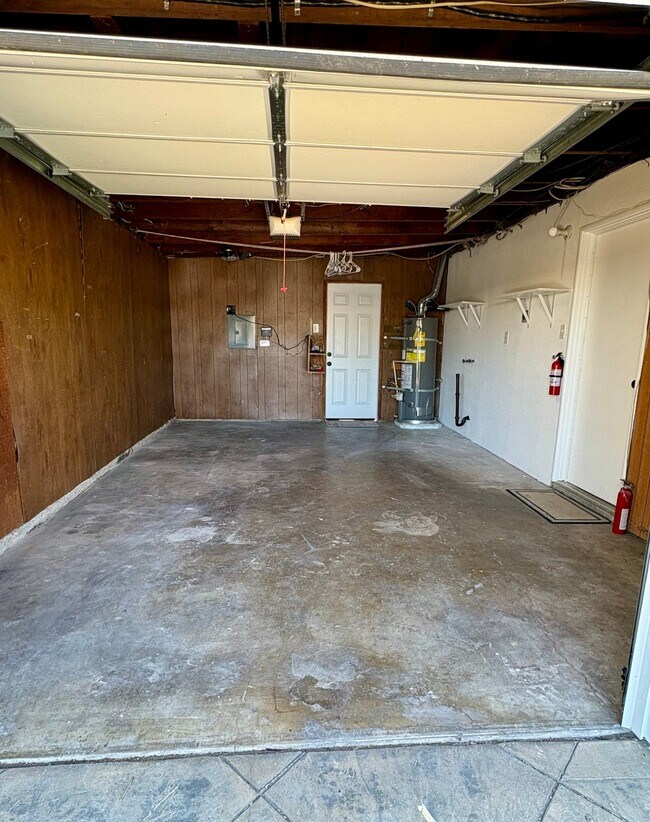 Building Photo - 2302 La Salle Dr