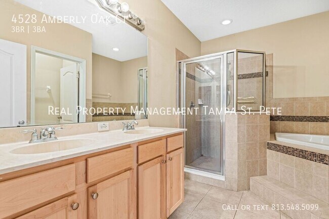 Building Photo - 4528 Amberly Oaks Ct