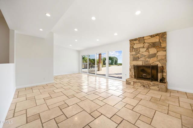 Building Photo - 9350 Crystal View Dr