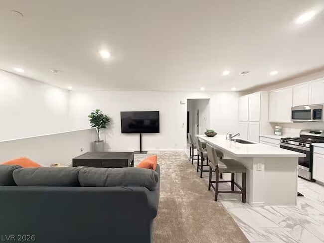 Building Photo - 3289 Vasco Fls Ave