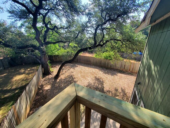 Building Photo - 8716 Clearbrook Trail