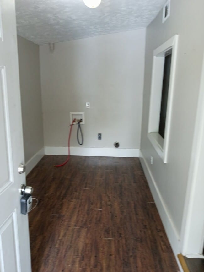 Building Photo - 3028 2nd St