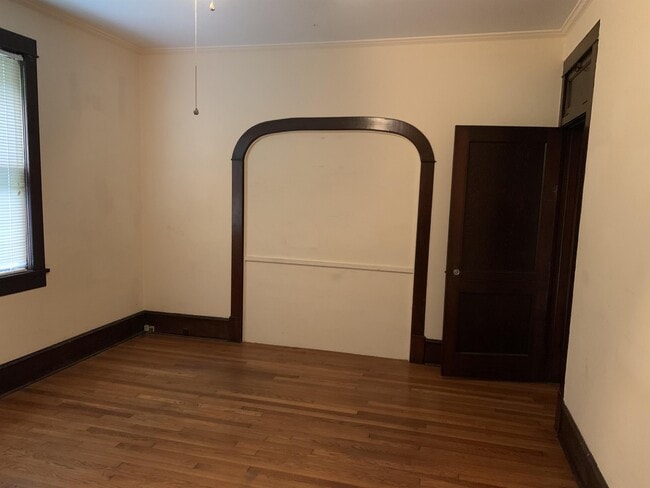 Building Photo - 313 S Brundidge St