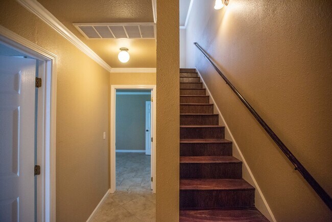 Building Photo - 2451-2451 N Brophy Cir