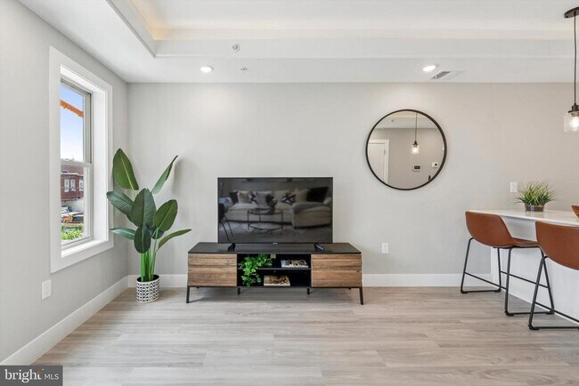 Building Photo - 2401 N 2nd St