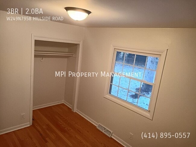 Building Photo - W249N7958 Hillside Rd