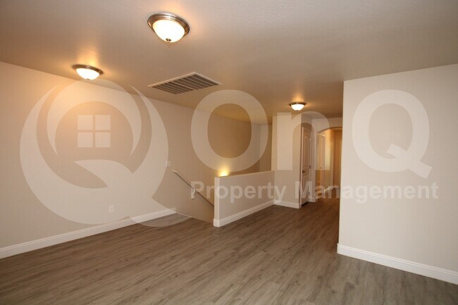Building Photo - 2679 N Riley Rd