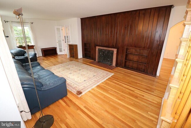 Building Photo - 6113 Dunleer Ct