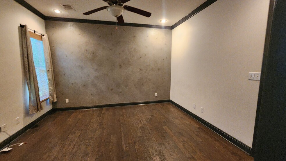 Building Photo - 510 Annaberg Dr