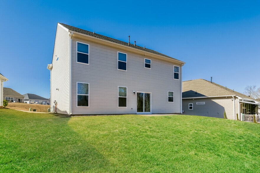 Building Photo - 332 White Peach Wy