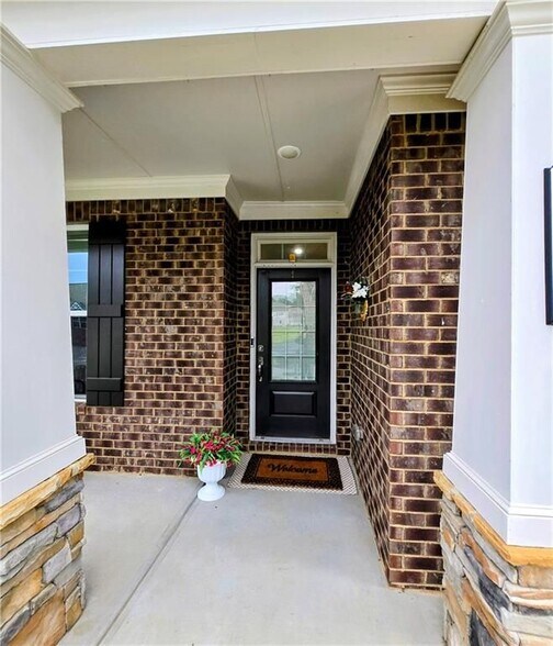 Building Photo - 3145 Black Reins Dr
