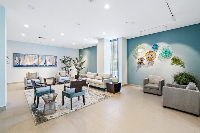 Building Photo - 5540 N Ocean Dr
