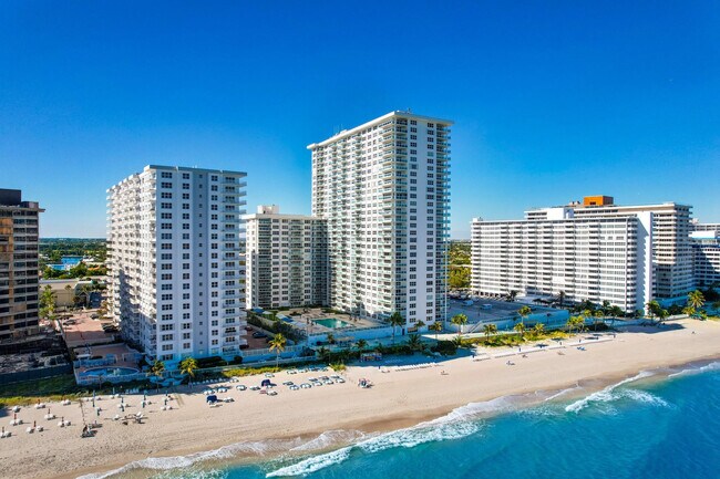 Building Photo - 3900 Galt Ocean Dr