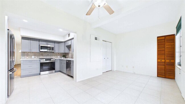 Building Photo - 2454 Australia Way E