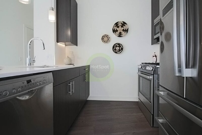 Building Photo - 480 N Park Dr