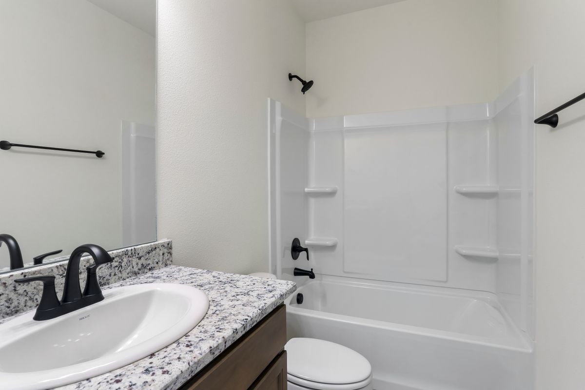 Building Photo - 13615 Ball Park Rd