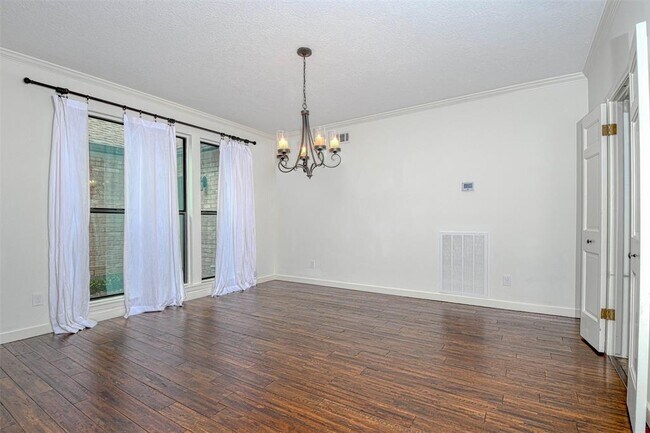 Building Photo - 41 Sweetleaf Ct