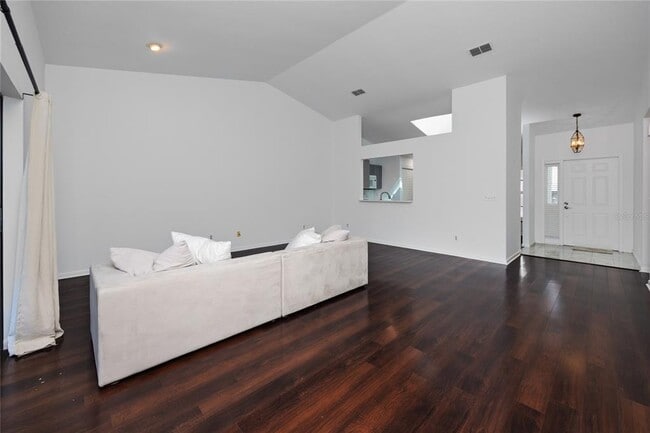 Building Photo - 944 SAN CARLOS Ct