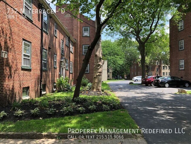 Building Photo - 732 N. Terrace-D