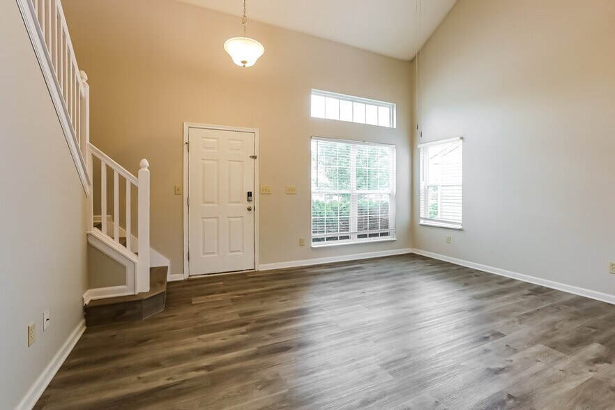 Building Photo - 8516 Sansa St